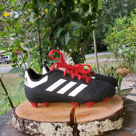 Adidas kids soccer's shoes - Picture 8 of 10